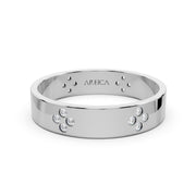 The Clover Band Ring